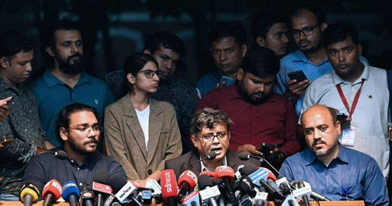 উত্তপ্ত রাজনৈতিক প্রেক্ষাপটে প্রধান উপদেষ্টার সঙ্গে বিএনপি, জামায়াত ও এনসিপির বৈঠক: ডিসেম্বর থেকে জুনের মধ্যে নির্বাচনের প্রতিশ্রুতি